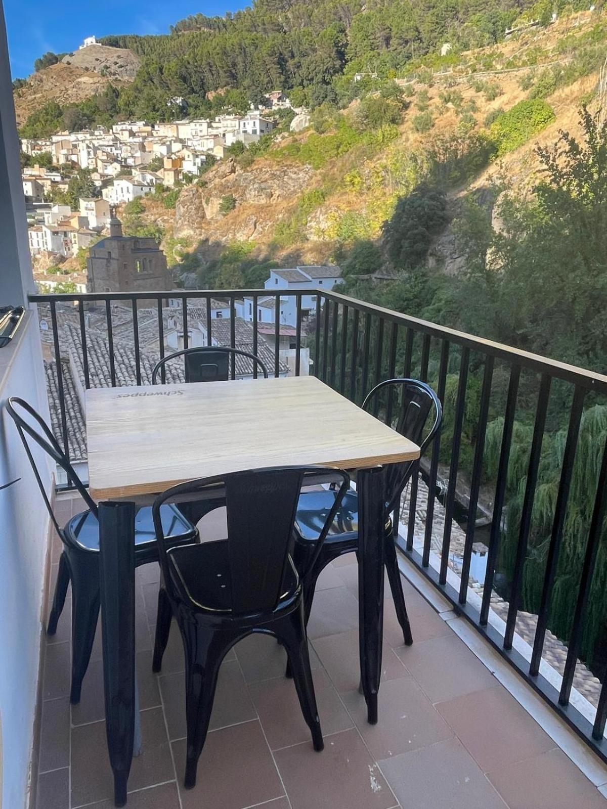 Apartamento En Cazorla Con Vistas Espectaculares Exterior photo